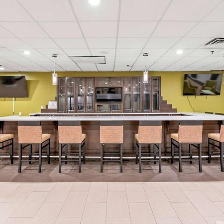 Radisson Hotel Charlotte Airport المظهر الخارجي الصورة