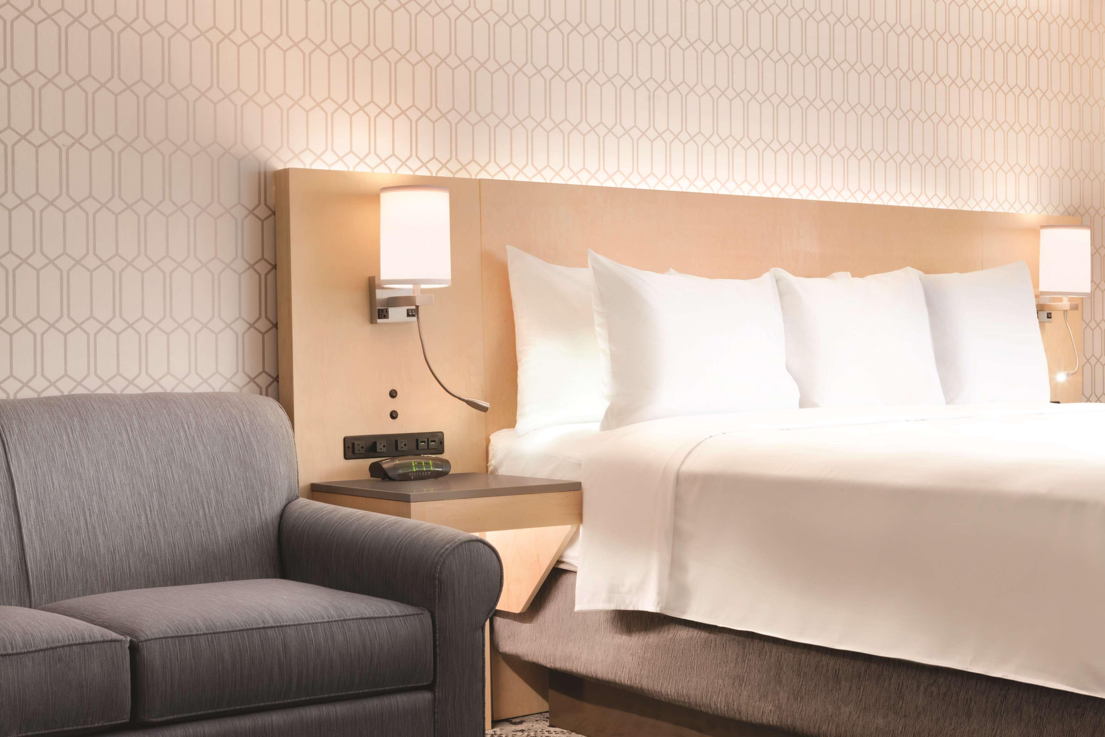 Radisson Hotel Charlotte Airport المظهر الخارجي الصورة