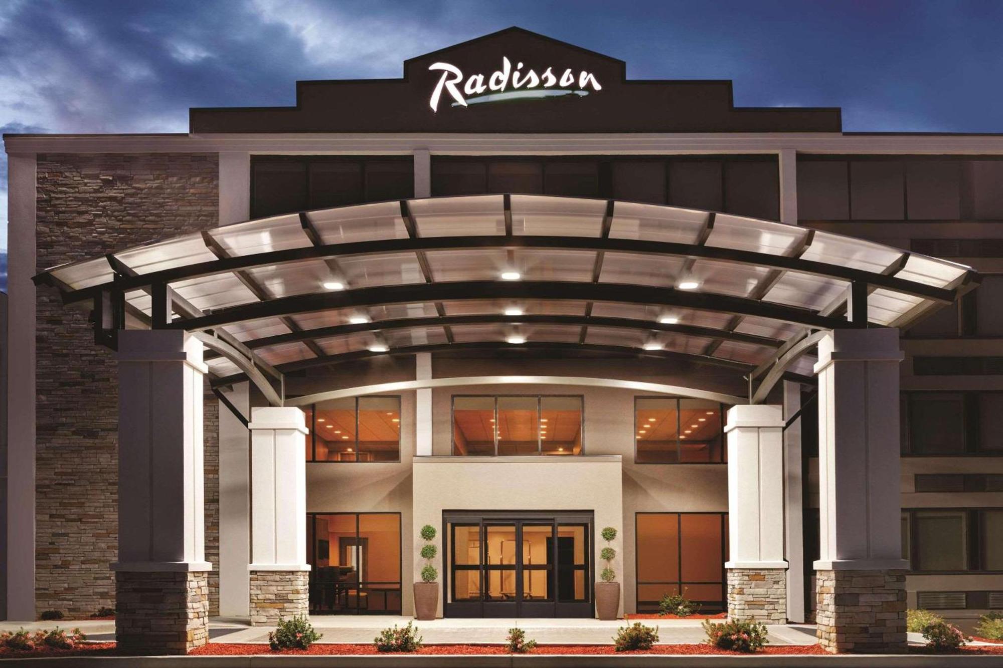 Radisson Hotel Charlotte Airport المظهر الخارجي الصورة
